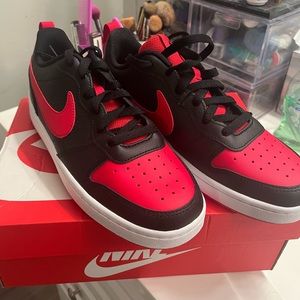 Nike court low dunks